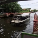 パーシーチャルーン運河ボート