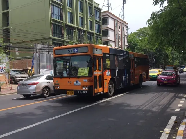 カオサン通り バンコク　S1　バス
