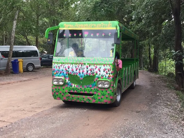 パーヒンガーム国立公園 シャトルバス