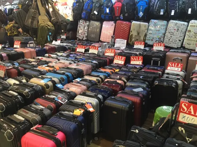 インドラスクエア スーツケース