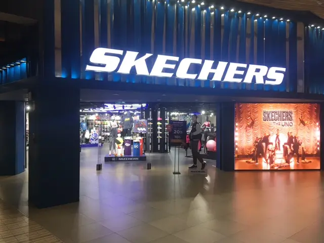サイアムスクエアワン １F Skechers