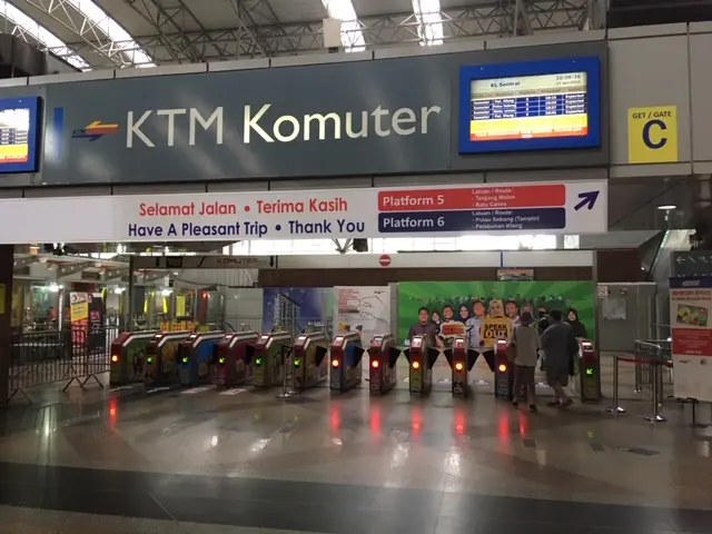 バトゥケイブ KTM Komuter