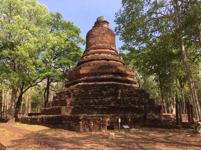 カムペーンペット歴史公園 ワットプラノーン（Wat Phra Non）