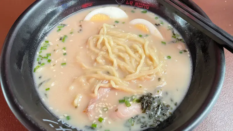 レモンラーメンの麺