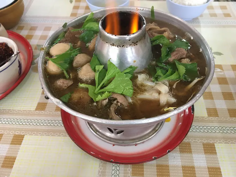 ミーおじさんの牛肉煮込み麺 モーファイ