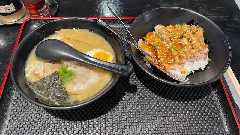 39ラーメン 味噌ラーメンLサイズ＆照り焼きチキン丼